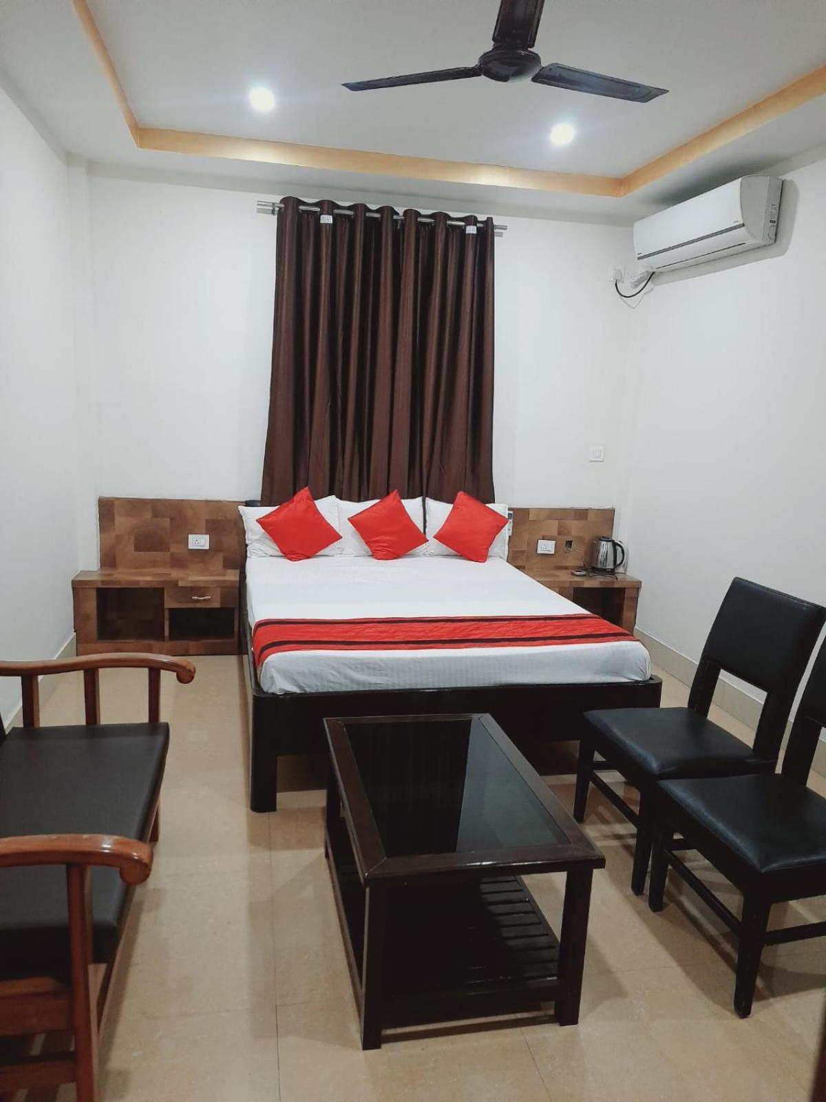Hotel Knight Inn Airport Guwahati Eksteriør billede